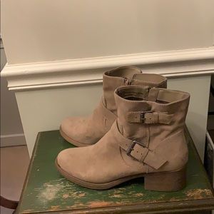Ladies sued booties